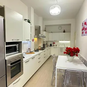 Modern River House Firenze